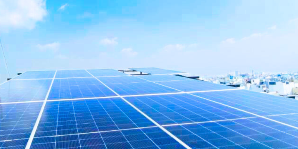 Đứng trước xu hướng chuyển dịch xanh toàn cầu, Ban lãnh đạo Hoàng Khang Incotech đã định hướng đưa năng lượng sạch trở thành một phần cốt lõi trong hệ sinh thái của công ty.